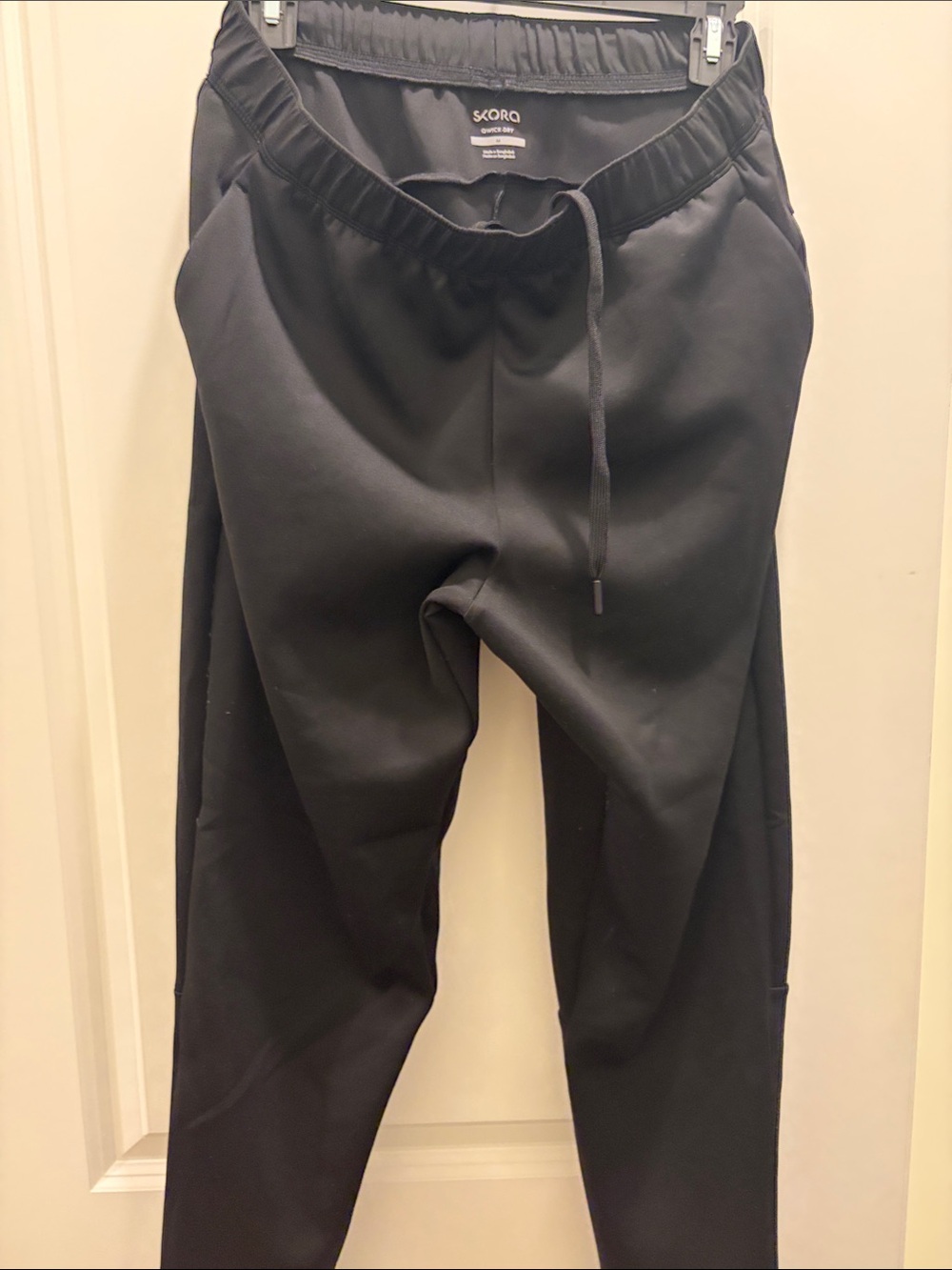 Skora Men's Black Performance Joggers